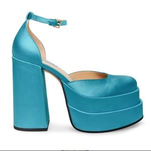 STEVE MADDEN SATIN PLATFORM